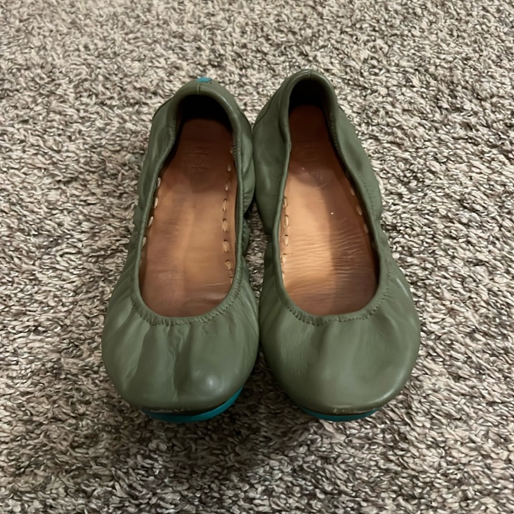 Green Tieks ballet flats